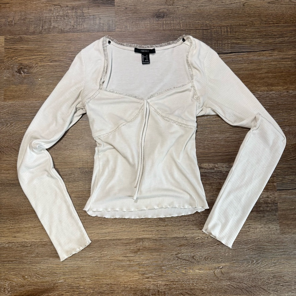 cute forever21 laced‎ Long Sleeve Crop Top Shirt